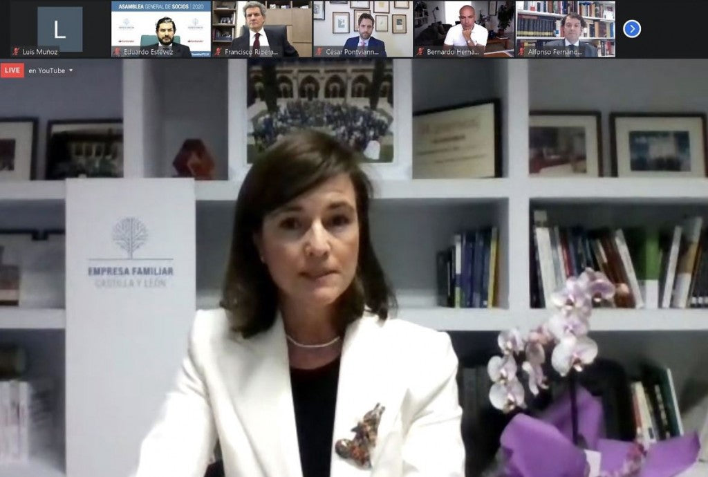 Aljomar felicita a la nueva presidenta de la EFCyL, Rocío Hervella
