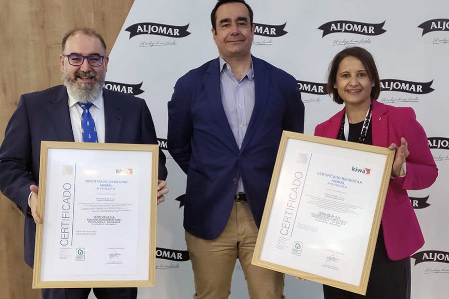 Aljomar recibe el certificado Welfair de Bienestar animal de la mano de Kiwa