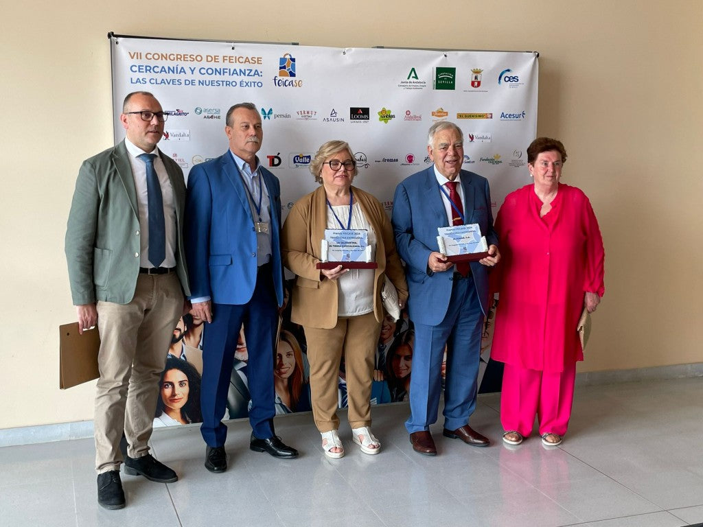 Reconocimiento a los fundadores de Aljomar en el VII Congreso de FEICASE