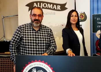 Aljomar entrega a Pyfano 2.750 € recaudados con su producto solidario