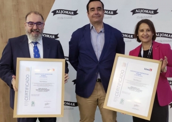 Aljomar recibe el certificado Welfair de Bienestar animal de la mano de Kiwa